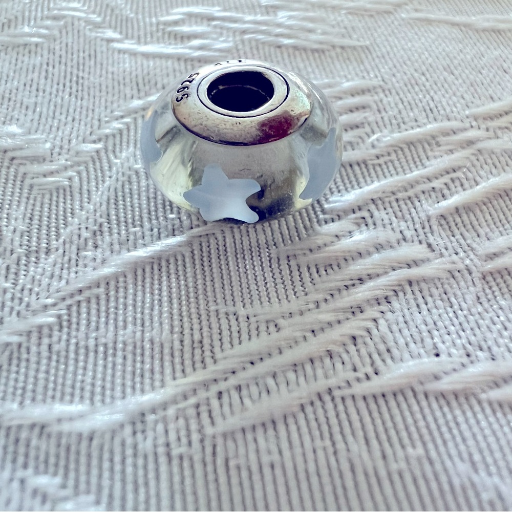 Pandora Murano 1 piece stars, used